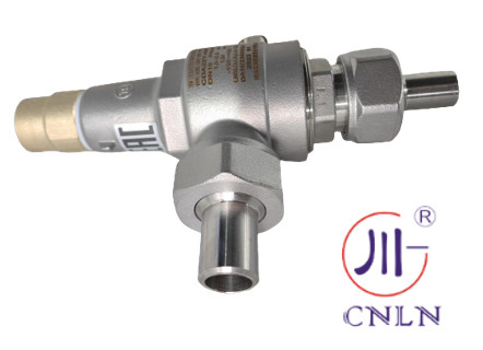 LIN LOX LAR LNGタンクの高圧冷凍安全バルブ -196-80 C CF8 CF3 4.0Mpa