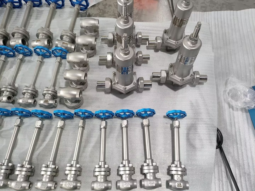 ステンレス鋼低温安全弁 3/8''-2'' 4.0Mpa -196℃～+120℃